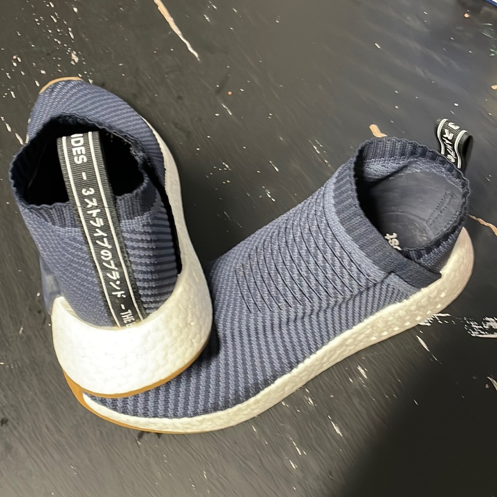 Adidas CS2 size mens 9.5 BOOST. LIKE NEW